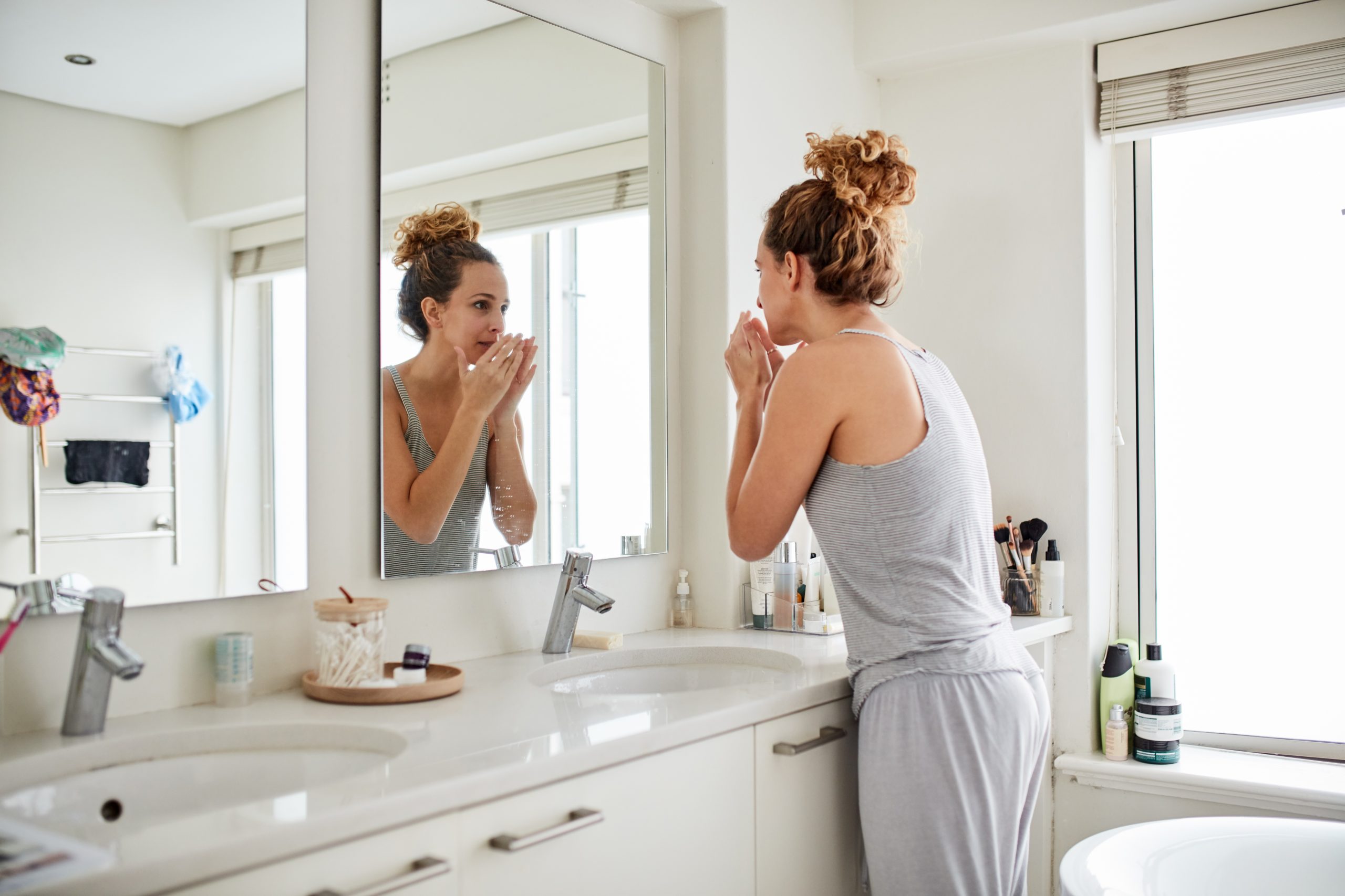 Consejos para evitar el mal aliento por la mañana.